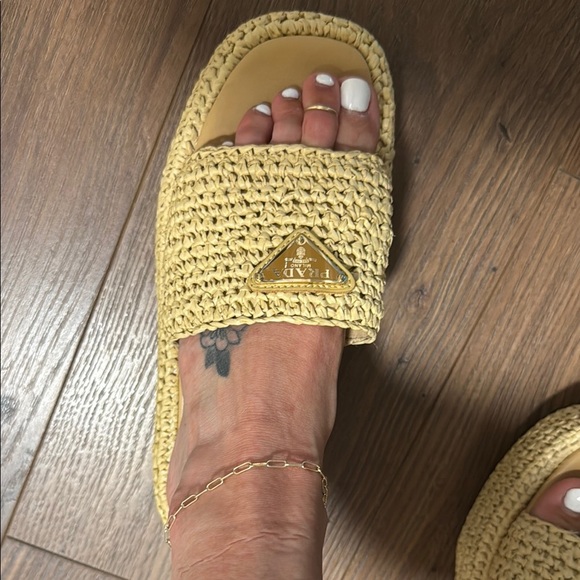 PRADA Raffia Slides - Picture 4 of 5